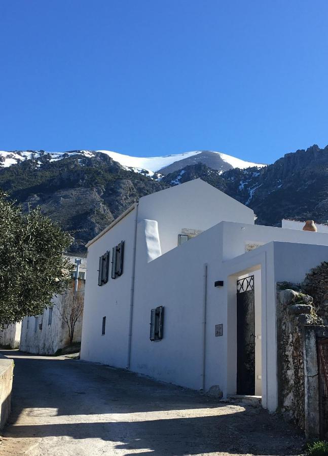 Fourfouras Cottage Buitenkant foto